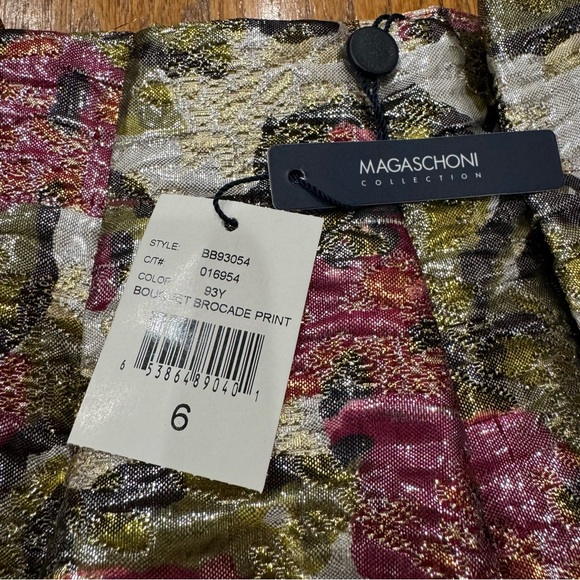 Magaschoni floral brocade knee length skirt - Picture 5 of 8